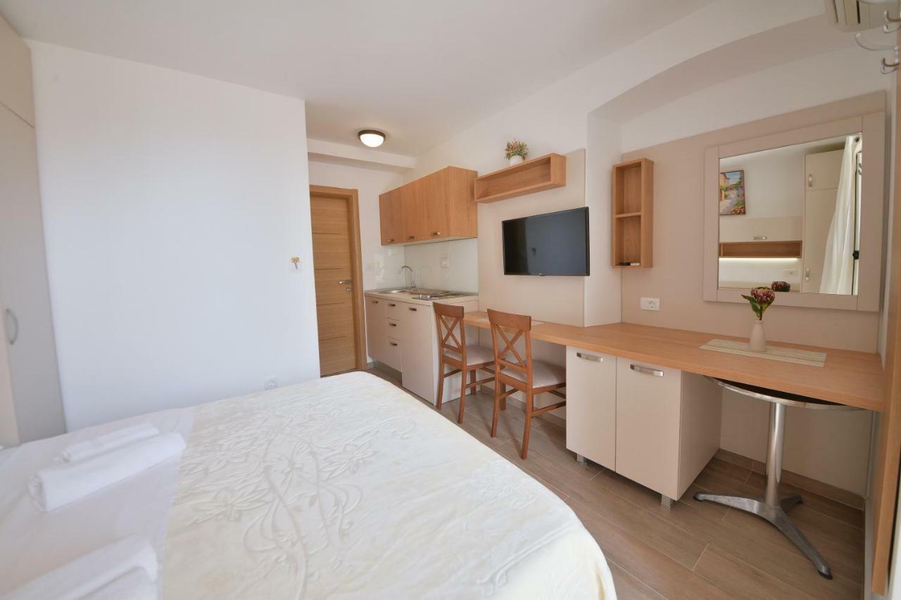 Apartmani Ljubo Rafailovic 2 Rafajlovići Dış mekan fotoğraf